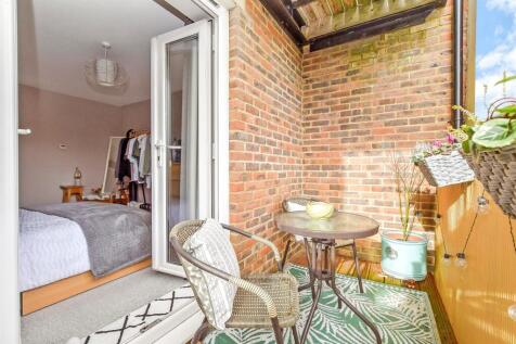 1 bedroom apartment for sale