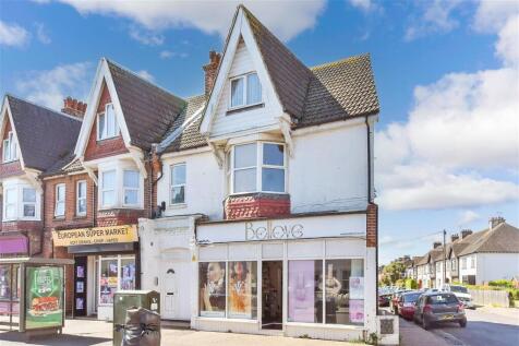Studio flat for sale