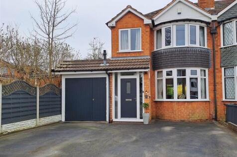 Morestead Avenue, Sheldon, Birmingham 3 bed semi