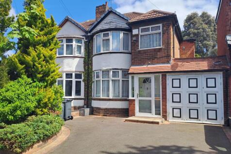 Ivydale Avenue, Sheldon, Birmingham 3 bed semi