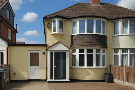 Garretts Green Lane, Sheldon, Birmingham 3 bed semi