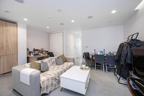 Mare Street, London Fields, London, E8 2 bed flat for sale