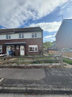 3 Vanguard Road, Long Eaton... 3 bed semi
