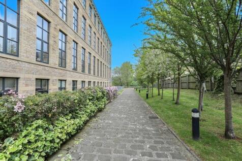2 bedroom duplex for sale