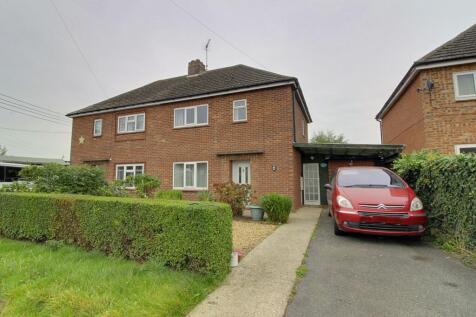 2 bedroom semi-detached house for sale