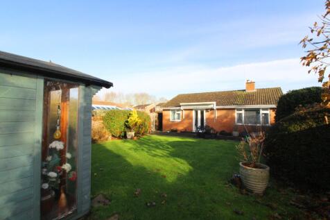 2 bedroom bungalow for sale