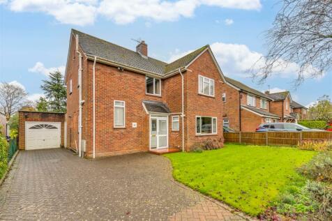 3 bedroom detached house for sale