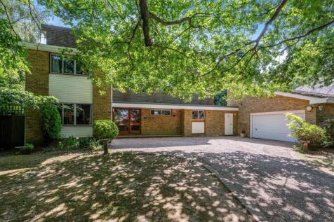 Woodland Way, Kingswood 5 bed detached house for sale