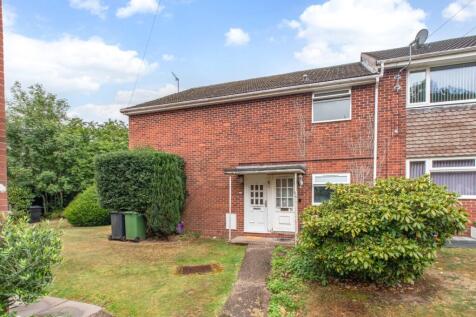 Cottage Lane, Marlbrook, Bromsgrove... 2 bed maisonette for sale