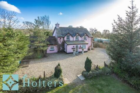 Crossgates, Llandrindod Wells 5 bed detached house for sale