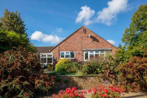 2 bedroom semi-detached bungalow for sale