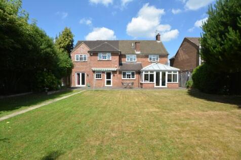 Church Lane, Copthorne, RH10 4 bed detached house for sale