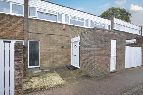 Leonardslee Court, Furnace Green, RH10 4 bed terraced house for sale