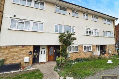 2 bedroom maisonette for sale