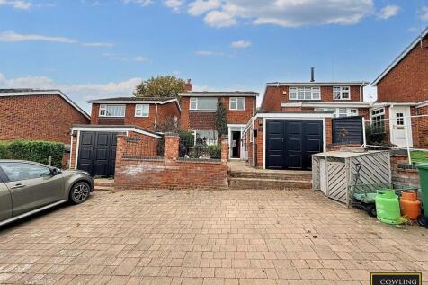 Brook Street, Colne Engaine, Colchester 3 bed link detached house for sale