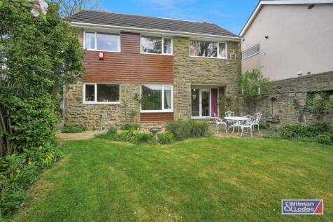 Walker Close, Glusburn 4 bed detached house for sale