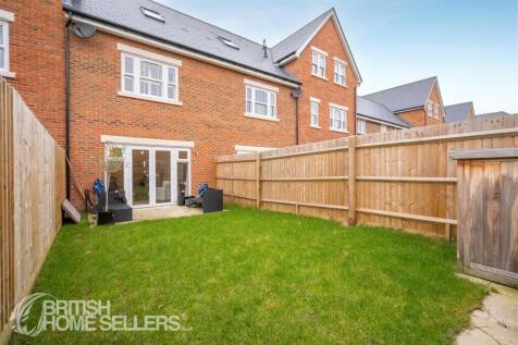 3 bedroom terraced house for sale