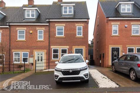 3 bedroom end of terrace house for sale