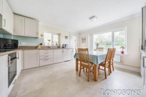 Tumbler Hill, Swaffham 4 bed detached bungalow for sale