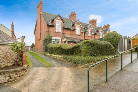 2 bedroom end of terrace house for sale
