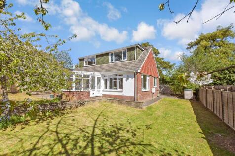 4 bedroom detached bungalow for sale