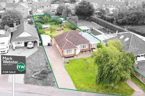 3 bedroom detached bungalow for sale