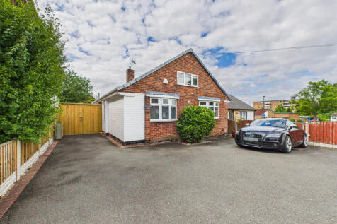 2 bedroom detached bungalow for sale