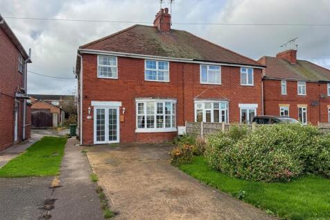 Doncaster Road, Costhorpe, Worksop S81 3 bed semi