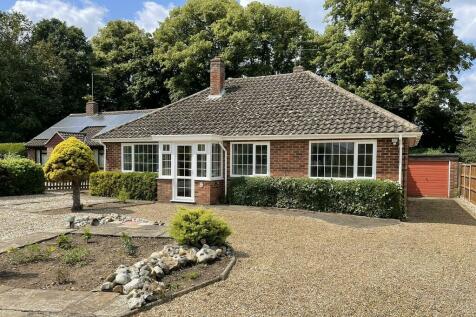 3 bedroom detached bungalow for sale