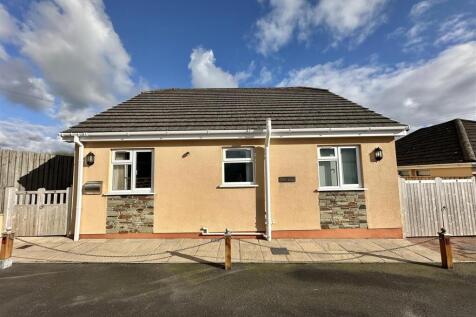 3 bedroom detached bungalow for sale