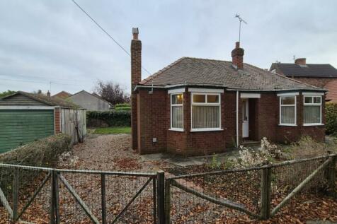 2 bedroom detached bungalow for sale