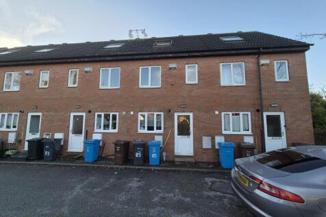 Ash Grove, Hull, HU5 1LT 4 bed terraced house for sale