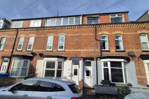 Clarence Road, Bridlington, YO15 2QX 5 bed terraced house for sale