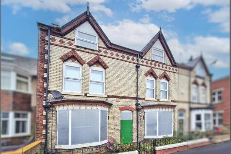Station Avenue, Filey, YO14 9AE 5 bed end of terrace house for sale