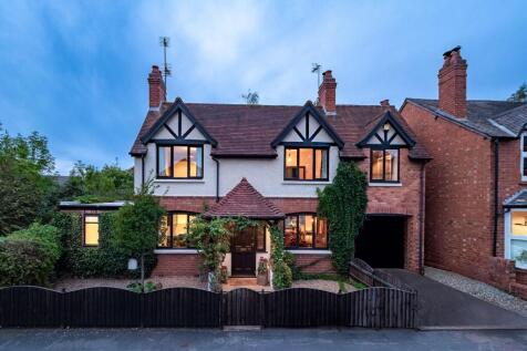 5 bedroom detached house for sale