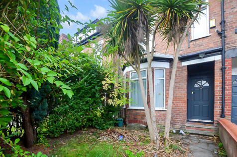 Lombard Grove, Manchester M14 5 bed terraced house for sale