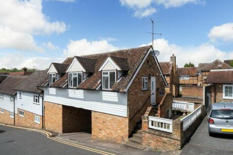 2 bedroom coach house for sale
