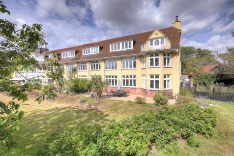 Jane Walker Park, Nayland... 5 bed house for sale