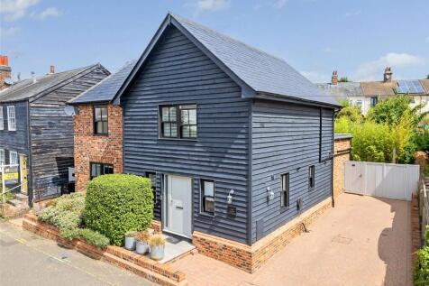 West Street, Wivenhoe, Colchester... 3 bed detached house for sale