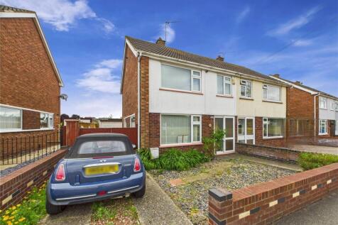 Dryden Road, Ipswich, Suffolk, IP1 3 bed semi