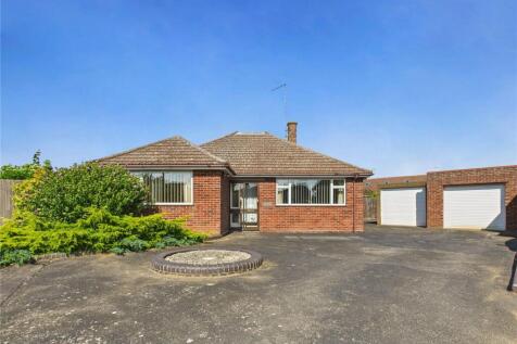 Falmouth Close, Kesgrave, Ipswich... 4 bed bungalow for sale