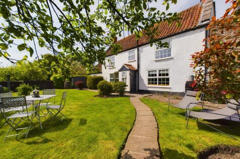 7 bedroom detached house for sale