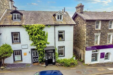 19 Church Street, Windermere 4 bed end of terrace house for sale