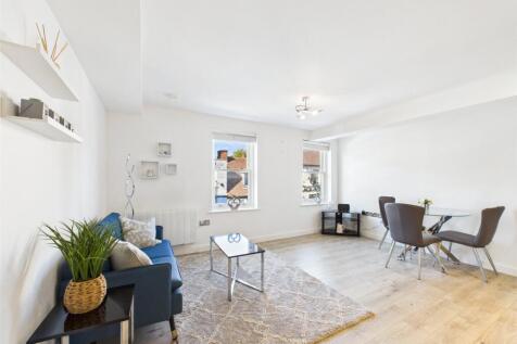 Moulsham Street, Essex CM2 2 bed flat for sale