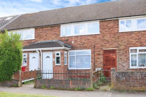 Ryvers Road, Langley 3 bed terraced house for sale