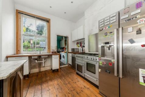 Thornlaw Road, West Norwood, SE27 5 bed detached house for sale