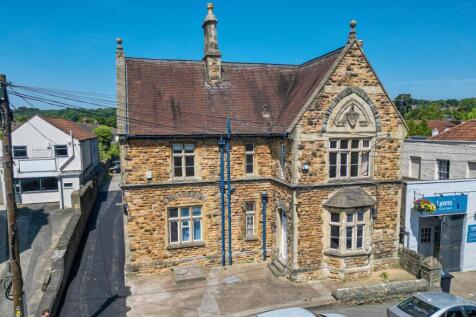 7 bedroom semi-detached house for sale