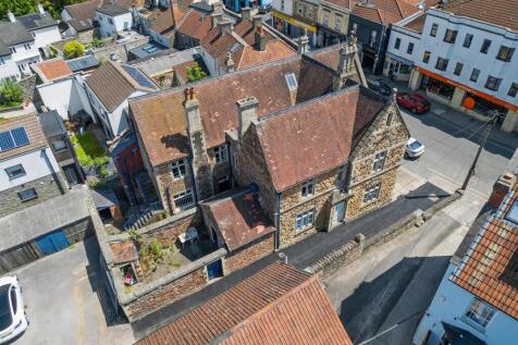 7 bedroom semi-detached house for sale