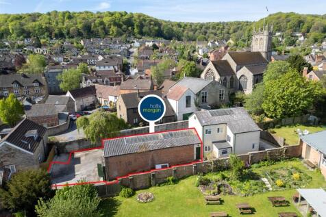 2 bedroom detached house for sale