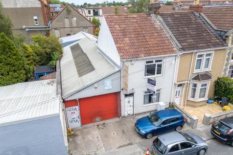 1 bedroom semi-detached house for sale
